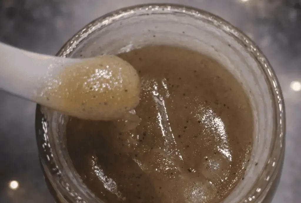 M Caffeine body scrub - Image 2
